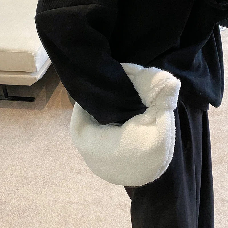 Title 4, Ženska plišana torba za nošenje u ruci, jednost...