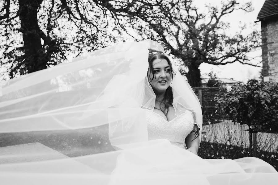 婚禮攝影師Kirsty Bubear（bubearphoto）。2019 5月30日的照片