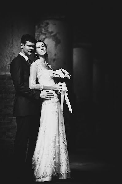 Fotógrafo de casamento Dmitriy Bolshakov (darkroom). Foto de 30 de maio 2015