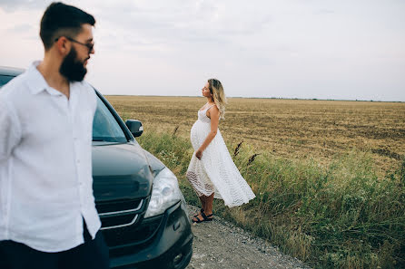 Wedding photographer Elena Bogdanova (bogdan). Photo of 1 August 2017