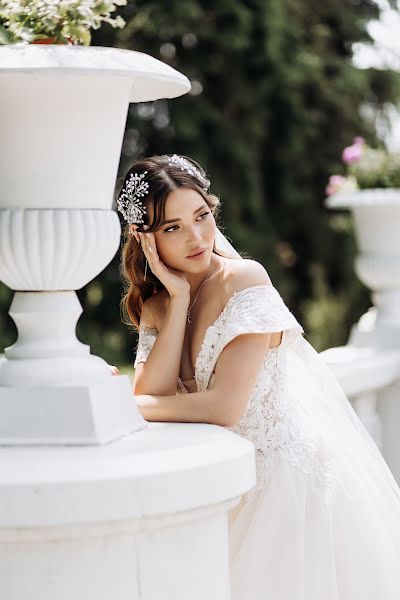 Wedding photographer Alena Maksimchuk (alenmax). Photo of 26 June 2023