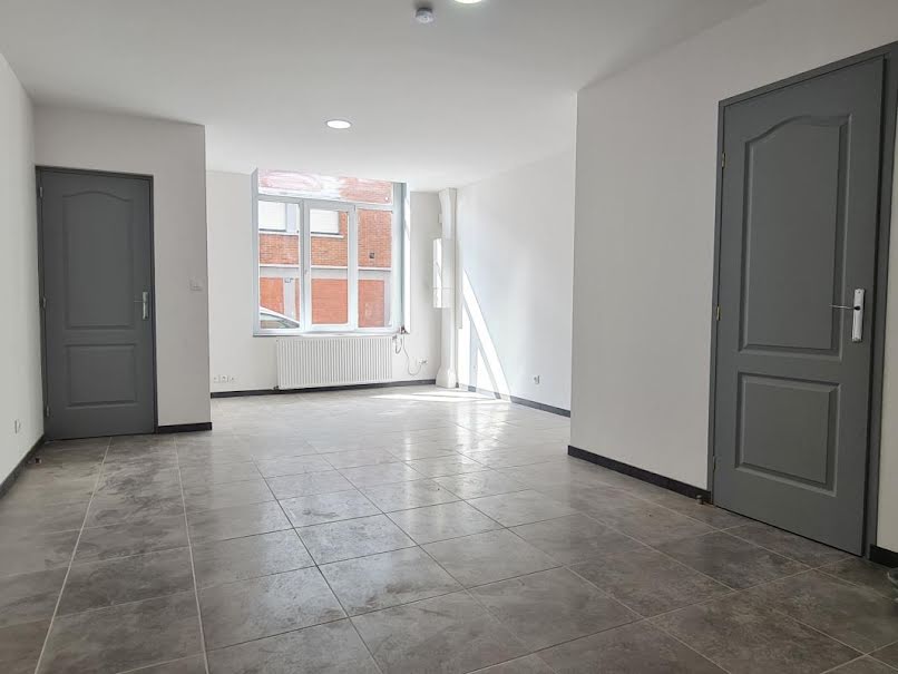 Location  maison 5 pièces 95 m² à Roubaix (59100), 1 025 €