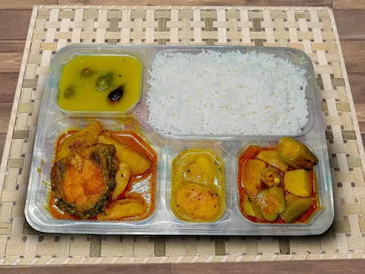Regular Fish Pabda Thali Meal