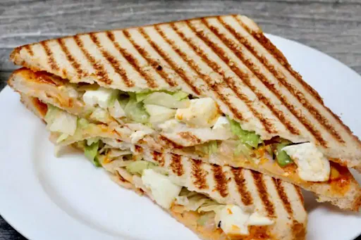 Spicy Paneer With Cheese Sandwich