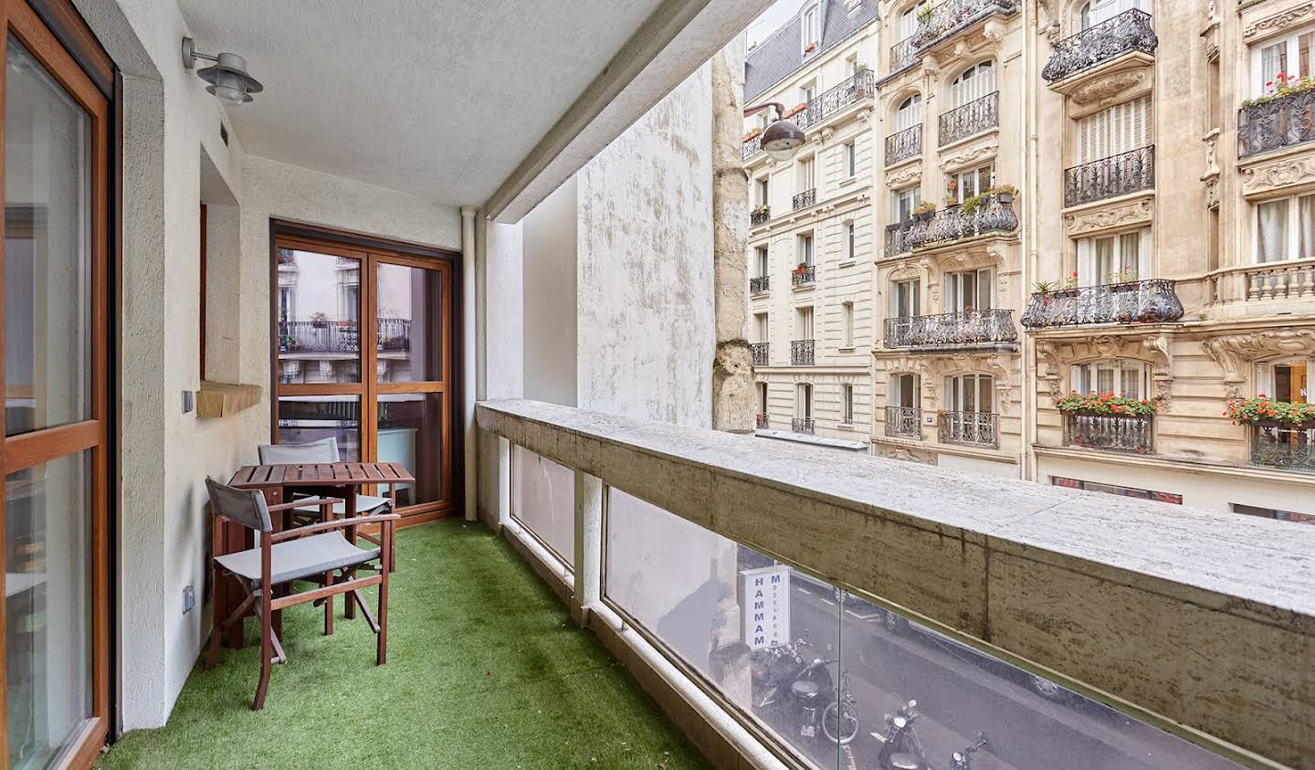 Apartment with terrace Paris 18th