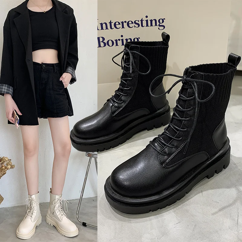 Title 2, Zwarte Martin boots voor dames met vetersluitin...