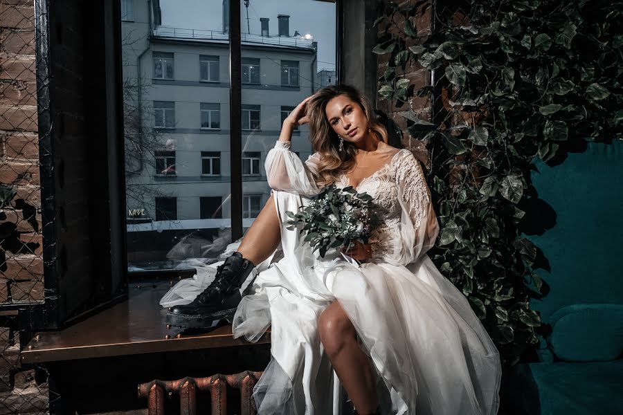 Wedding photographer Lesya Skhomenko (skhom). Photo of 6 December 2021