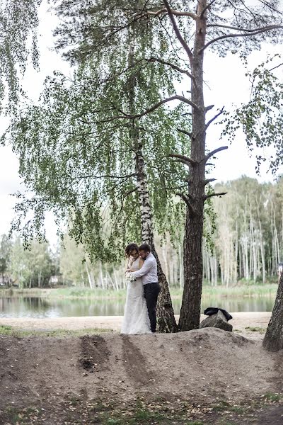 Fotografo di matrimoni Alina Knyazeva (alinaigorevna). Foto del 2 novembre 2016