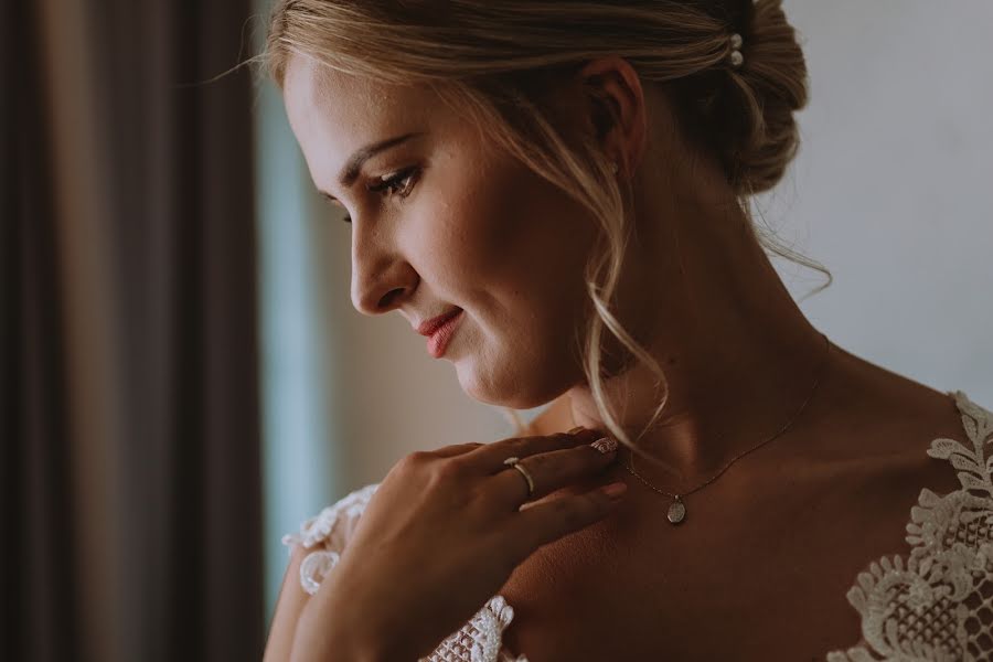 Wedding photographer Magdalena Lydka (bosophoto). Photo of 14 April 2020