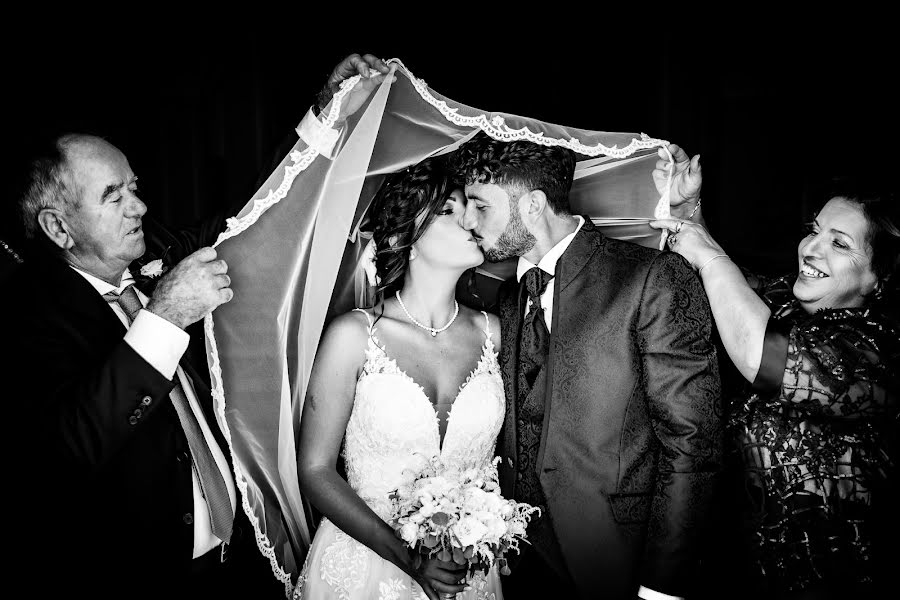 Esküvői fotós Mario Marinoni (mariomarinoni). Készítés ideje: 2023 február 25.
