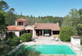 maison à Bagnols-en-Forêt (83)