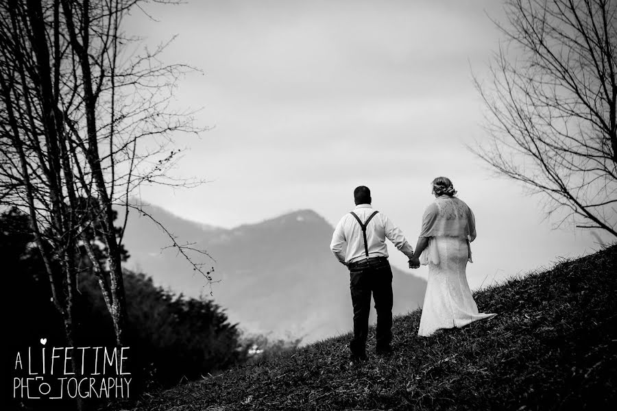 Fotografo di matrimoni Sarah Robinette (sarahrobinette). Foto del 9 settembre 2019