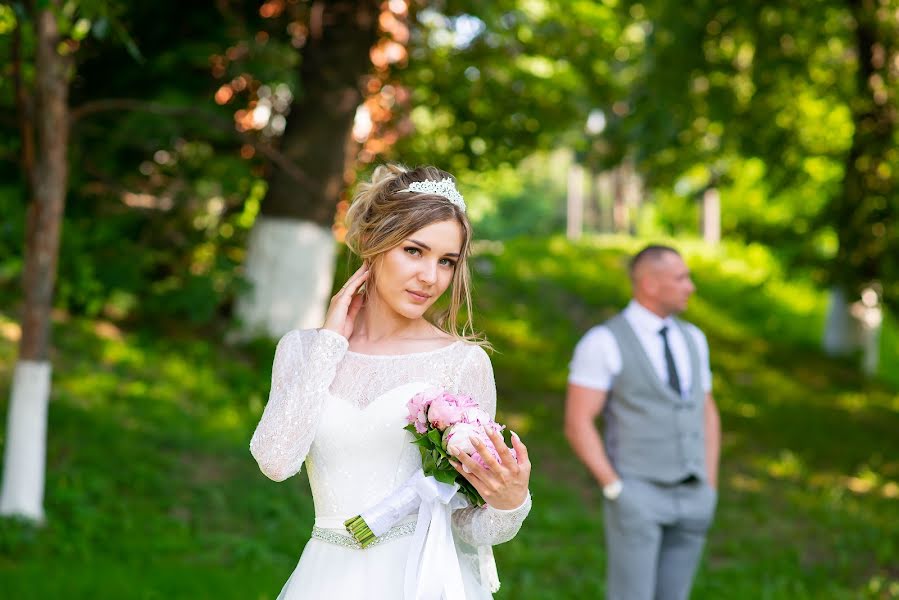 Wedding photographer Evgeniy Zavalishin (zephoto33). Photo of 16 July 2019