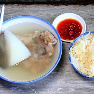 灶頂 原汁排骨湯,高麗菜飯