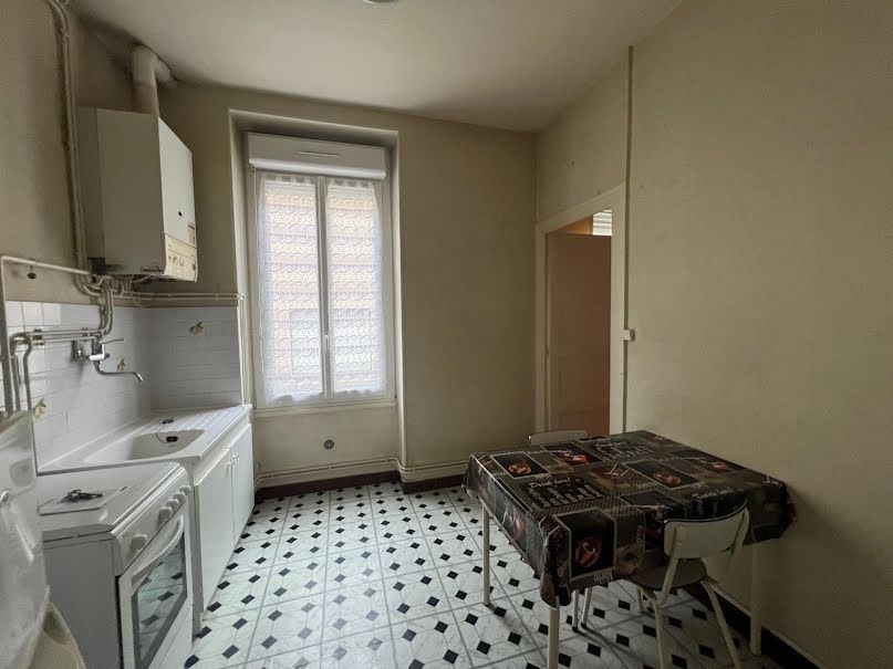 Location  appartement 1 pièce 26 m² à Vienne (38200), 366 €