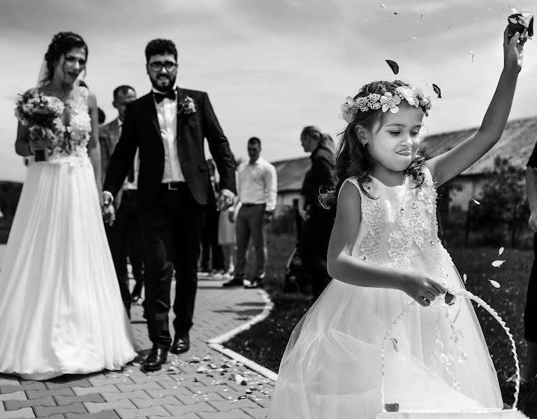 Wedding photographer Marius Stoica (mariusstoica). Photo of 9 August 2018