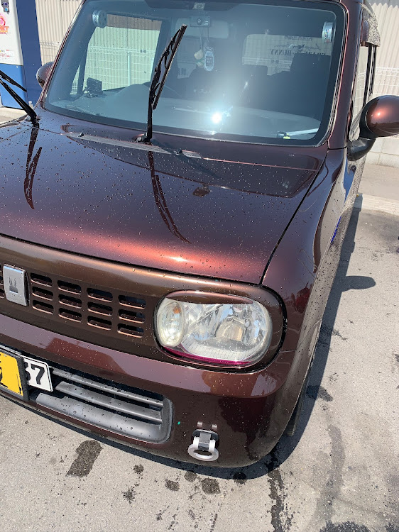 アルトラパンの桜シーズン開幕・ラパン・ラパン乗りと繋がりたい・桜と愛車に関するカスタム事例の投稿画像1枚目