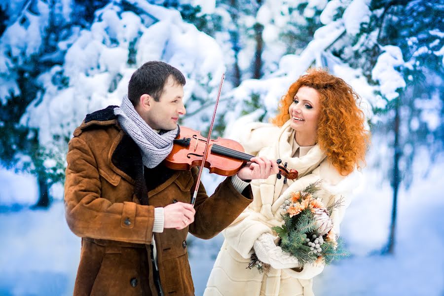 Fotografer pernikahan Elena Metelica (elenandroma). Foto tanggal 9 Februari 2015