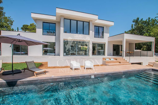 Villa avec piscine 1