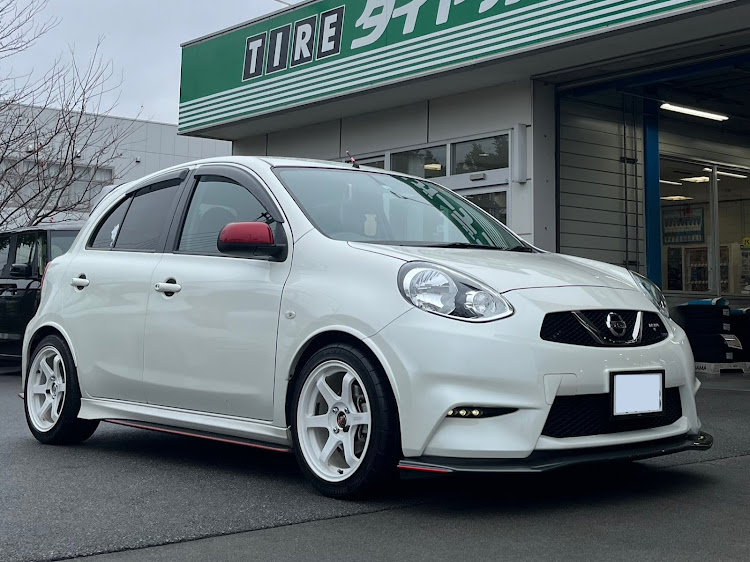 マーチのホイール交換・TE37×N-TEC・RAYZ×N-TEC・VOLKRACING×N-TECに関するカスタム事例の投稿画像1枚目