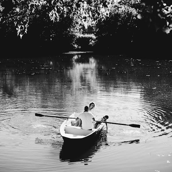 Wedding photographer Olga Dronova (starlight). Photo of 26 June 2015