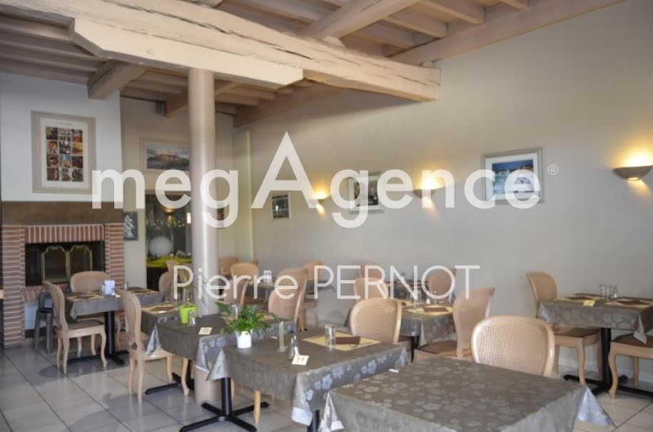 Vente maison  360 m² à Carmaux (81400), 170 000 €