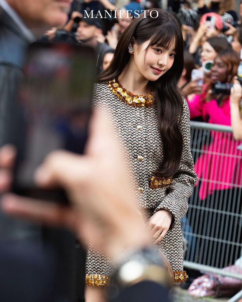 IVE's Jang Wonyoung Proves Her Dazzling Visuals Are Truly Legendary In  Unedited Moments From Paris Fashion Week - Koreaboo