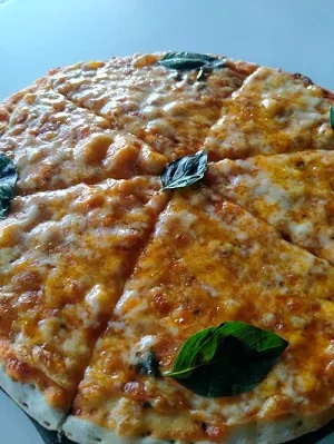 La Margherita Pizza (10")