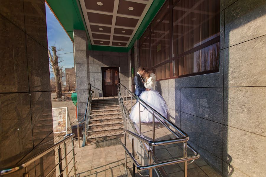 Wedding photographer Roman Feofanov (maestro-romeo). Photo of 25 February 2014