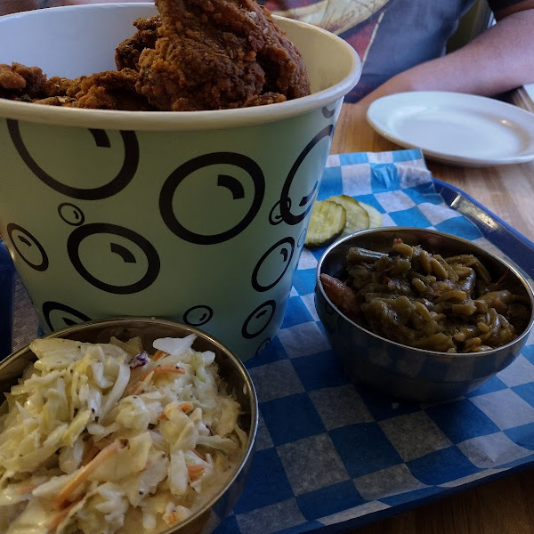 Fried chicken, coleslaw, green beans