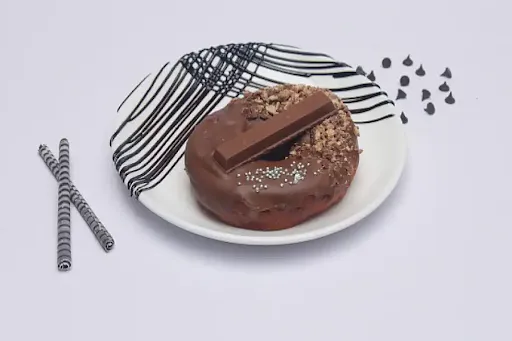 Kit Kat Donut