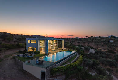 House with garden and terrace 2