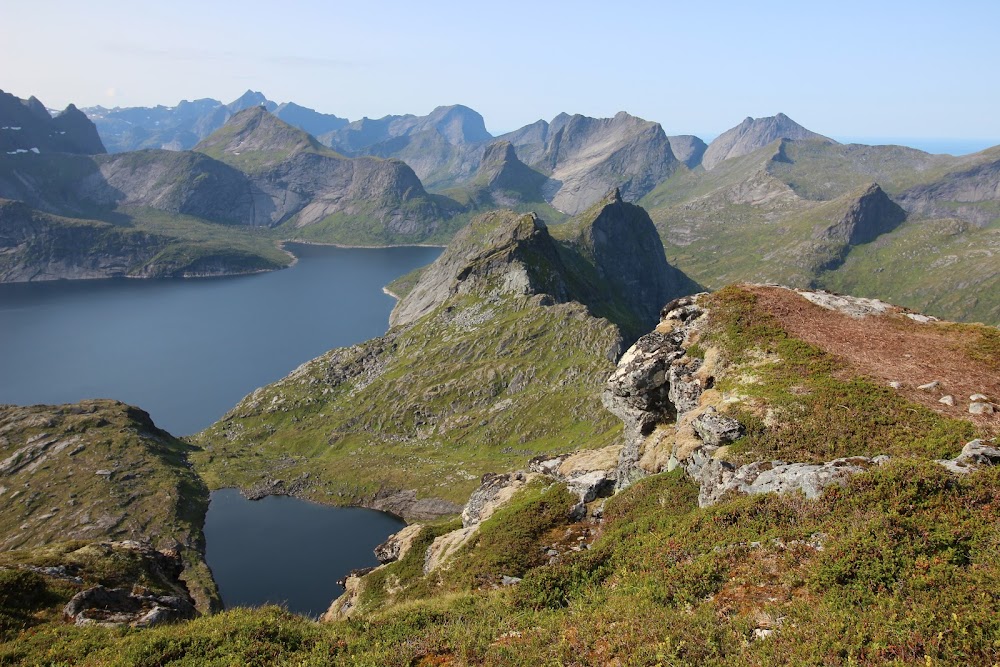 Достижение Hygge (острова Senja, Vesteralen и Lofoten в июле-августе 2019)