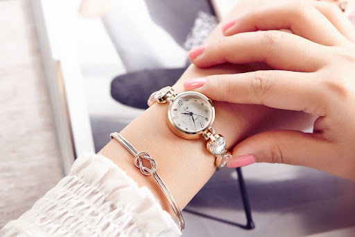 Title 9, Rhinestone Fashion Womens Watch Quartz Steel Belt