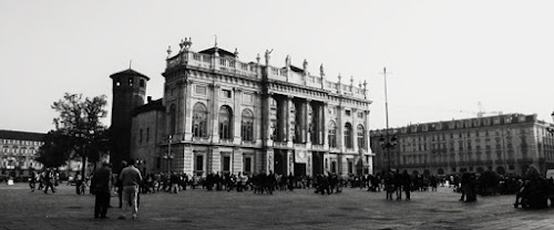 Piazza Castello di simotor