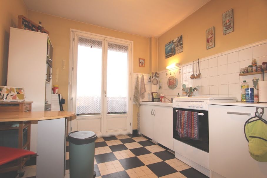 Vente appartement 1 pièce 45 m² à Romans-sur-isere (26100), 70 000 €