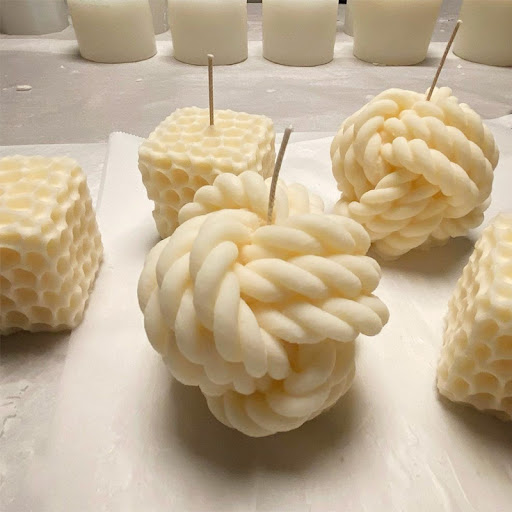 Title 5, Cube Honeycomb Scented Gypsum Candle Silicone M...