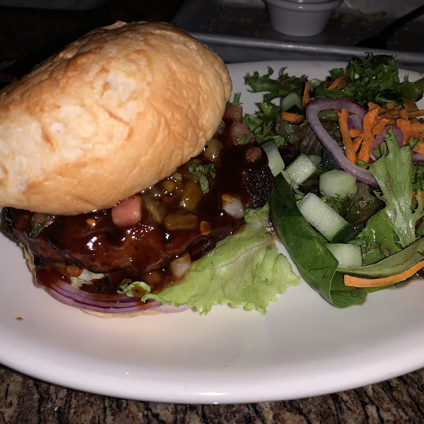 Gf bun on Barbecue bison burger, mixed greens salad (no croutons)