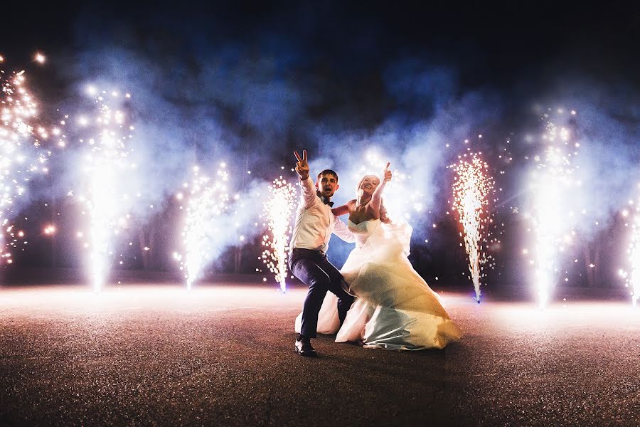 Wedding photographer Anatoliy Levchenko (shrekrus). Photo of 13 June 2016