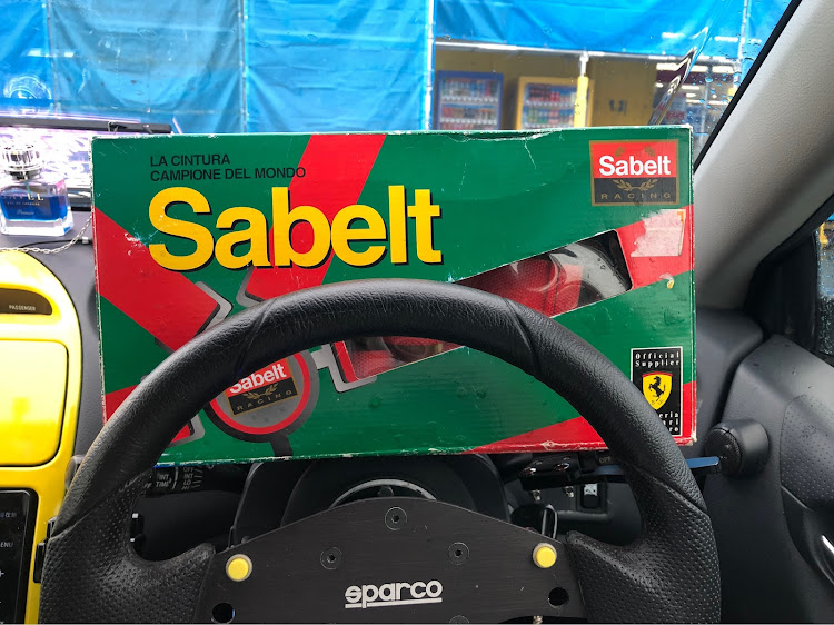 セリカのアップガレージ・4点式シートベルト・4点式シートベルト取り付け・サベルト・sabeltに関するカスタム事例の投稿画像2枚目