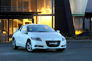 The Honda CR-Z boasts great handling, six airbags and a consumption of around 6l/100km.