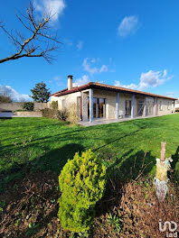 maison à Bazoges-en-Pareds (85)