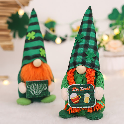 Title 7, Irish St Patricks Day Striped Plaid Hat Couple...