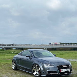 TT クーペ 2.0TFSI