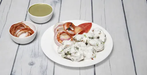 Chicken Malai Tikka With 2 Roomali