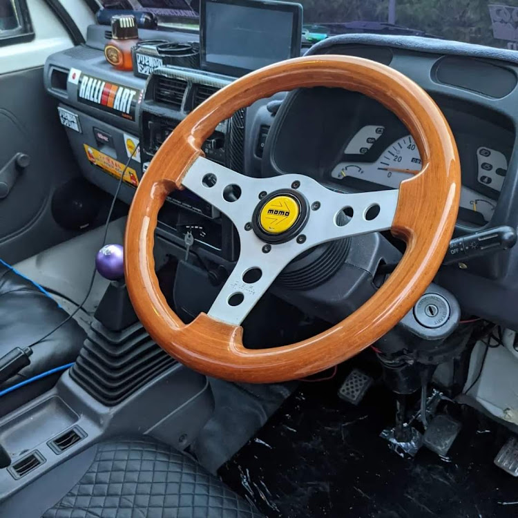 ミニキャブトラックの#内装・グレイスメイトポピー・車にポピー♪・柑橘系のいい匂いに関するカスタム事例の投稿画像2枚目
