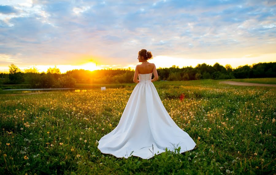 Fotógrafo de casamento Andrey Sayapin (sansay). Foto de 24 de junho 2017