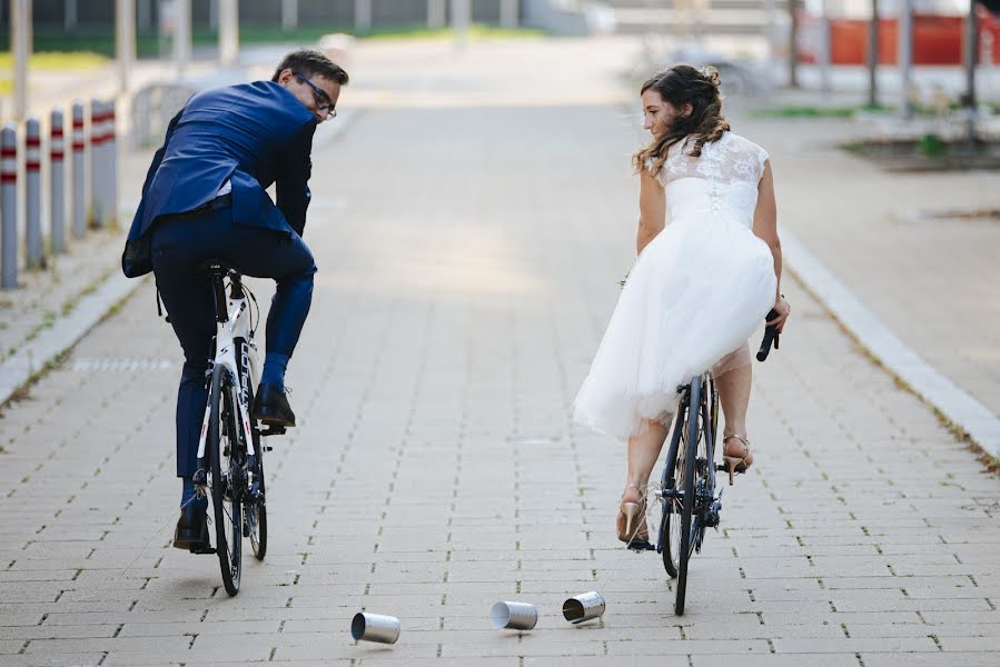 Hochzeitsfotograf Gergely Várnai (happymomets). Foto vom 19. November 2020