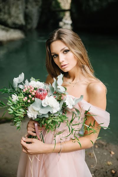 Wedding photographer Elena Shevacuk (shevatcukphoto). Photo of 19 April 2017