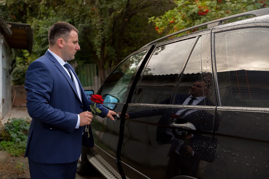 Fotógrafo de bodas Zakhar Demyanchuk (sugarrv). Foto del 4 de marzo 2017